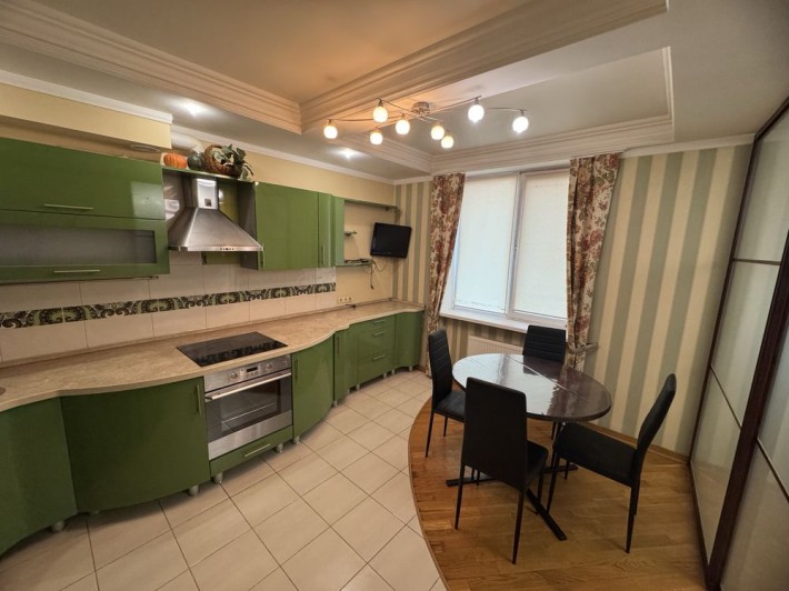 Здається 2-о кімнатна квартира в центрі міста. Від власника, без коміс - фото 1