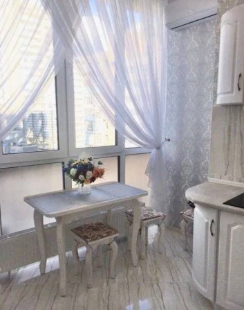 Сдам 2ком квартиру ЖК Панорама центр генератор лифт тепло - фото 1