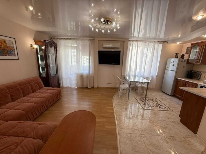 Аренда квартиры- студии с новым ремонтом на Таирова. Вильямса 59К - фото 1