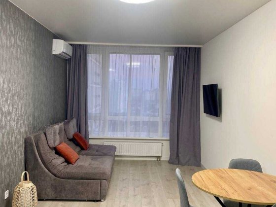 Квартира ЖК Славутич вулиця Зарічна, метро, Генератор, Бажана, паркінг Київ