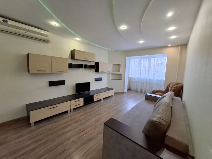 Оренда 2кк Центр. Пр-т Центральний/8 Березня - фото 1