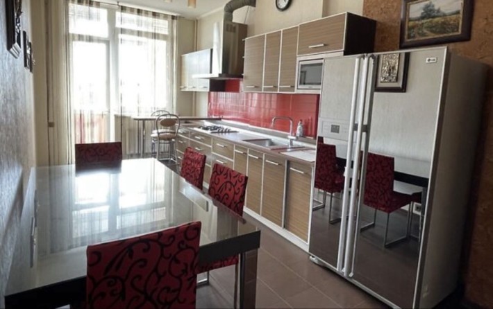 Аренда 2 ком кв, 93 м2.  ЖК Атолл, Подз . паркинг , Холодная гора - фото 1