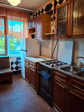 Аренда 3х ком Парус Коммунар Правый берег 2 этаж0= - фото 1