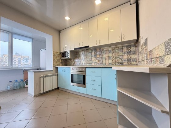 1.к квартира ж/м Сокол Тополь 42м2 пере. Экипажный Победа Дніпро