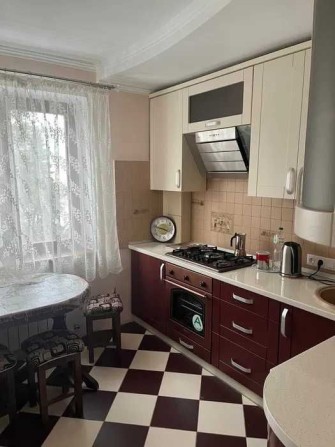 Пропозиція оренди 1 кім. квартири по вул. Шевченка (Рясне-2) - фото 1