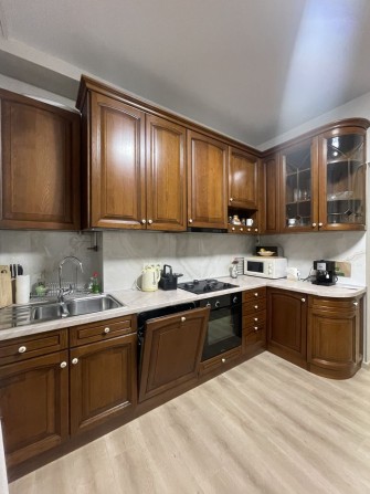 Сдам 3х комнатную квартиру в Центре (метро Научная) - фото 1