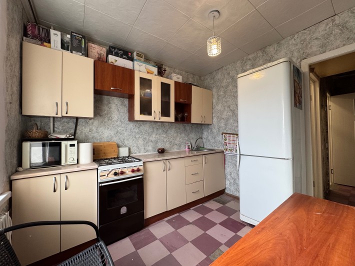 Снимите двухкомнатную квартиру на улице Василя Макухи, район Образцова - фото 1