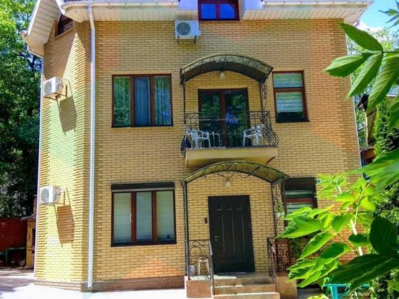 Сдам просторную студию в частном доме Днепр