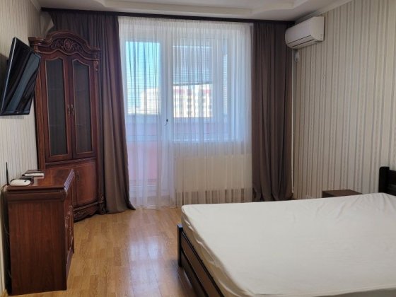 Зоопарковая д. 6 /Говорова , парк Победы Одеса