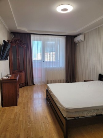 Зоопарковая д. 6 /Говорова , парк Победы - фото 1