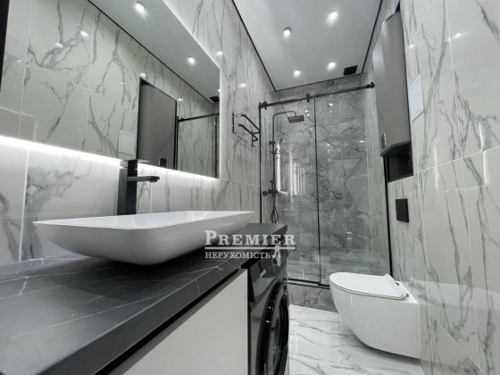 Сдаётся однокомнатная квартира ЖК Аквамарин 16 Фонтана  Первая  Сдача Одеса