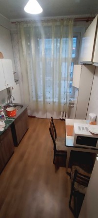 Сдам 2 к. кв. 4/8 квартиру на Южном Вокзале - фото 1