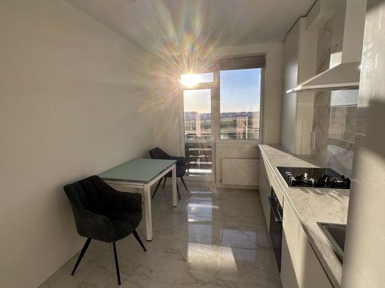 Sunday Home. Квартира, де завжди трохи вихідний. Нова+Світло весь час Софиевская Борщаговка