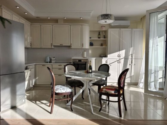 Аренда 3 ком( 2 спальни) жк Белый Парус Одеса