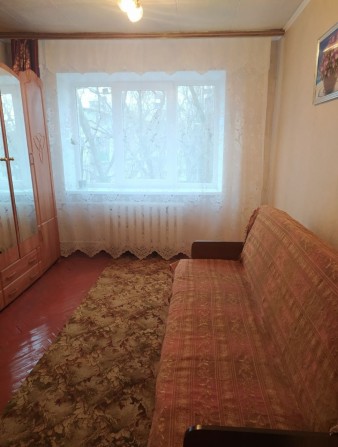 Аренда.  Сдам 1ком в коммуналке Героев Крут 20/ Космонавтов - фото 1