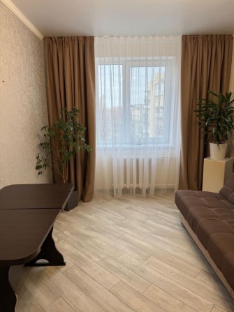 Сдам 2 комн квартиру на небесной сотни, рядом школа. Сити центр - фото 1