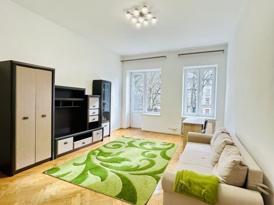 Затишна квартира  в самому центрі Львова з  власним паркомісцем Львов