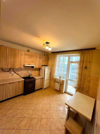 Оренда затишної 2-кімнатної квартири по вулиці Роксоляни - фото 1