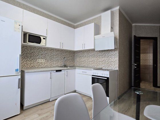 Бассейная  .Можно с ребенком,питомцем Одеса