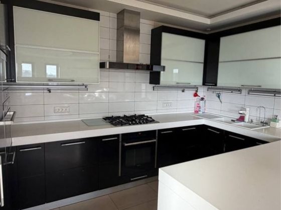 СВІТЛО ЗАВЖДИ , ГАЗ , центр дворівнева квартира центр Одесса