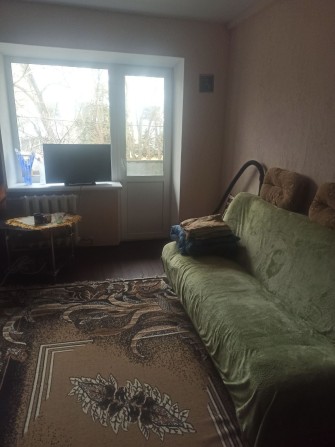 Сдам 1-но комнатную квартиту на Капитана Кузнецова - фото 1