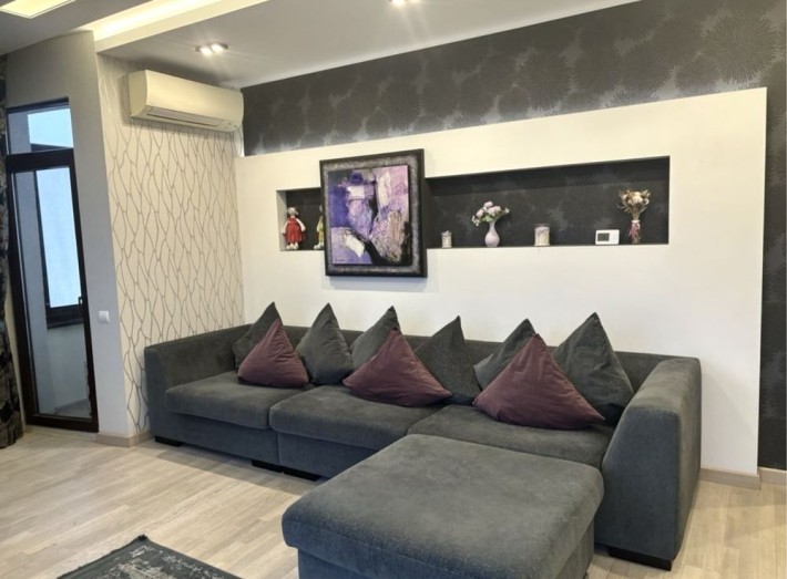 Сдам 2 к квартиру центр новострой ЖК Свободы (Иванова), 36а, Пушкинска - фото 1