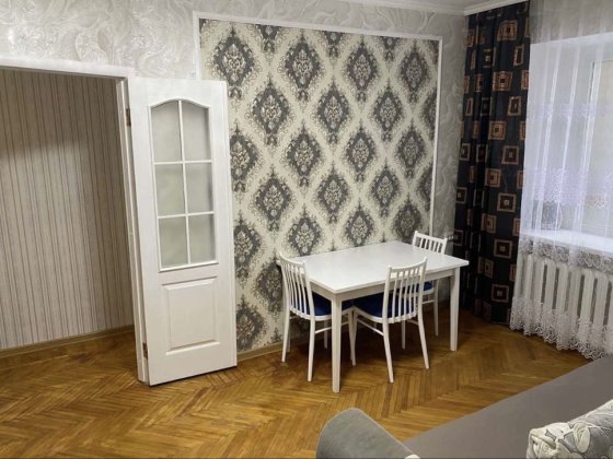 Реальная 2-ка на ХТЗ, проспект Александровский Харків