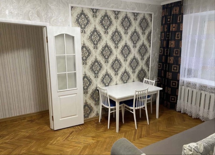 Реальная 2-ка на ХТЗ, проспект Александровский - фото 1