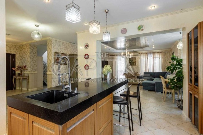 Оренда будинку,  Гостомель, 300 м2, 8 соток, ГЕНЕРАТОР - фото 1