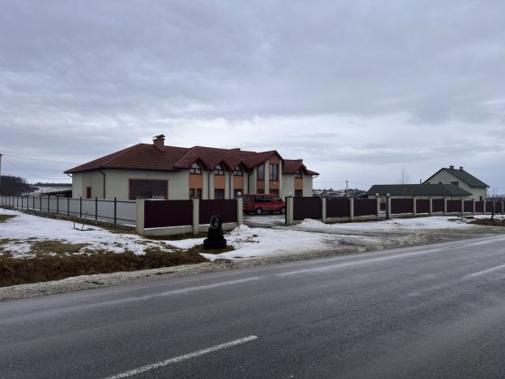 Новий будинок на 12 осіб біля Трускавця (с. Доброгостів) Трускавец