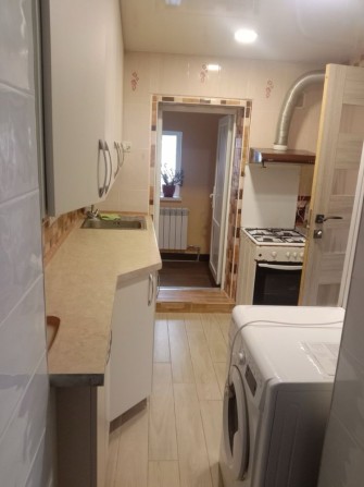 Оренда частини будинку біля 8школи - фото 1