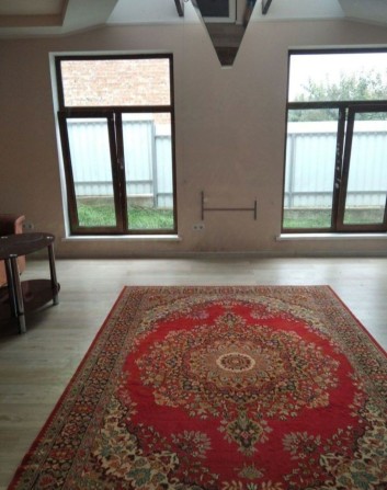 Оренда частини будинку в Дубово - фото 1