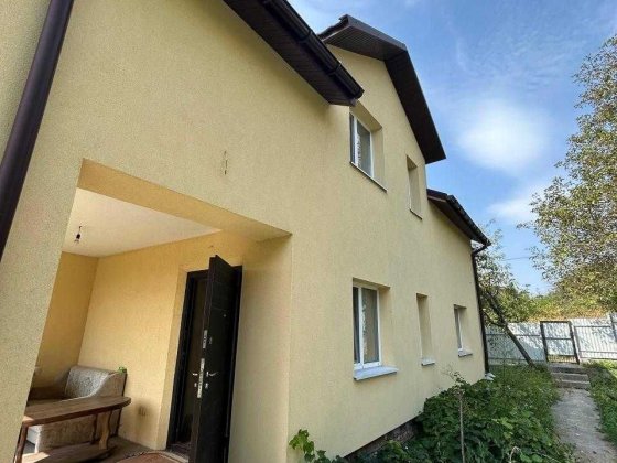 Здається в довгострокову оренду сучасний 2-поверховий будинок Хмельницький