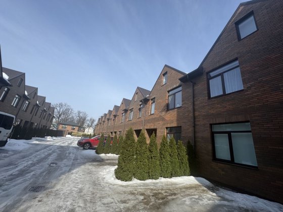 Оренда таунхаусу в центрі Ірпеня з новим ремонтом! Ирпень