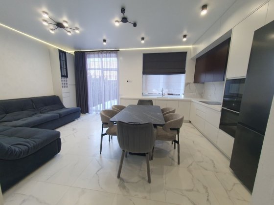 Оренда Таунхаусу в центрі Ірпеня поруч зі школою та ринком Ирпень