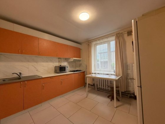 Довгострокова оренда частини будинку Східний