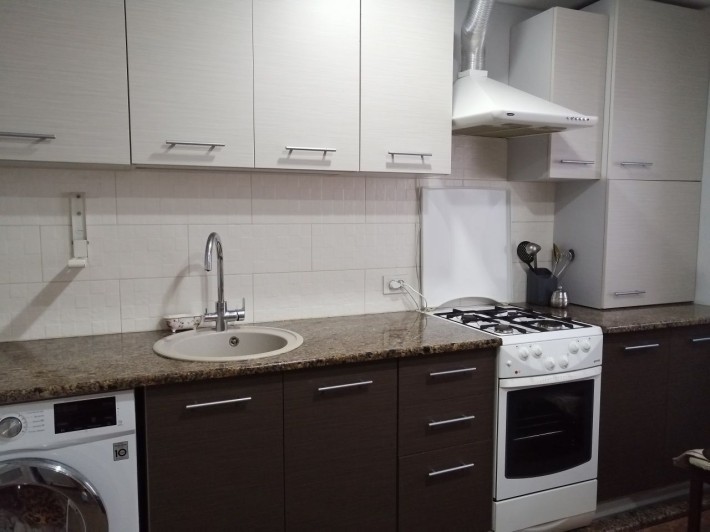 Юрівка, приватний будинок, половина - фото 1