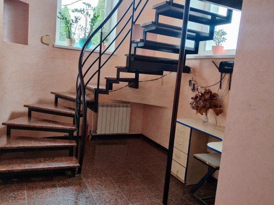 У будинку - оренда 1- к  комунальні враховано!! Полтава