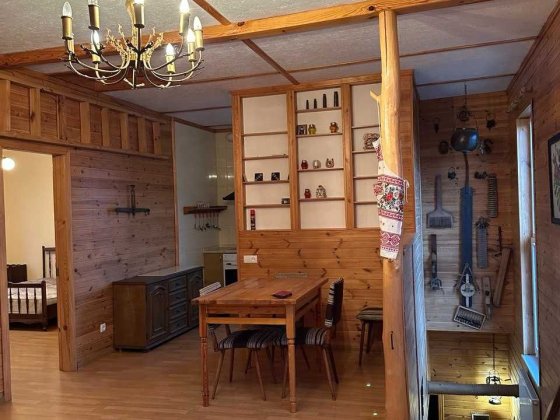 Здається в оренду частина двоповерхового будинку в районі Любечської Чернігів