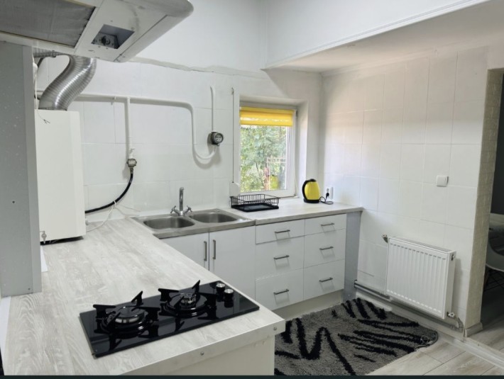 Оренда . Двоповерхова частина будинку. - фото 1