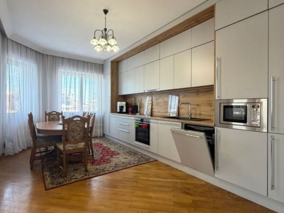 Здається будинок Чернівці