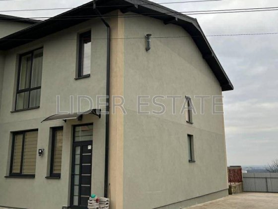 "Оренда таунхауса з 3 кімнатами в Ужгороді" Ужгород