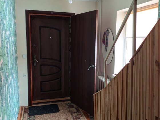 2км частина будинку Слов'янка. Комунальні послуги включені до вартості