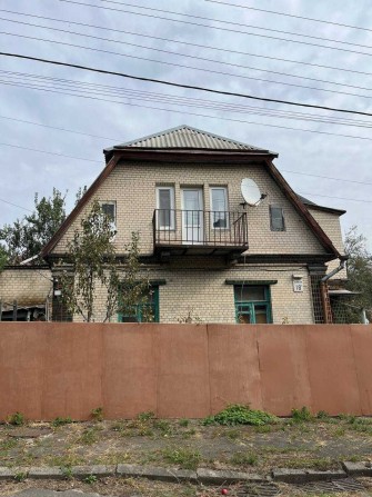 Оренда першого поверху приватного будинку Устинівський пров. 18А - фото 1