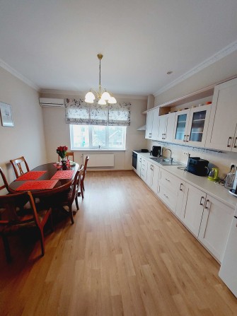 Сдам кирпичный дом, переулок Раисы Букиной, метро Академгородок 7мин - фото 1