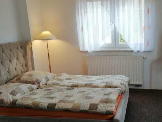 Сдам пол дома 3 комнаты. Дніпро