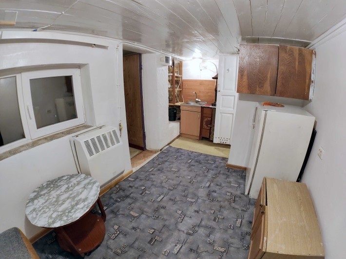 Здається 1-к частина будинку по вул. Сильвестрова в р-ні Старого міста - фото 1