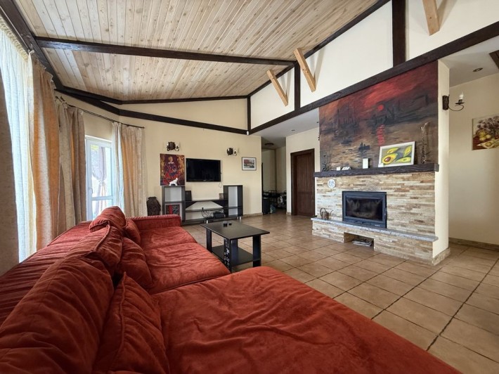 Оренда будинку у Вінниці з басейном, чаном та зоною барбекю - фото 1