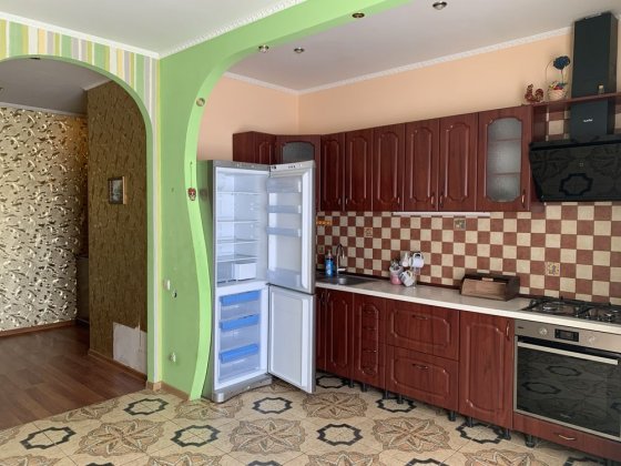 Сдам пол дома в самом центре Приднепровска на Мирном Дніпро