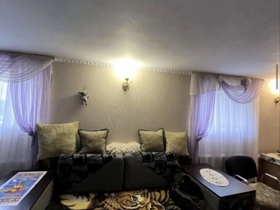 Оренда частини будинку 8000 на Максютова